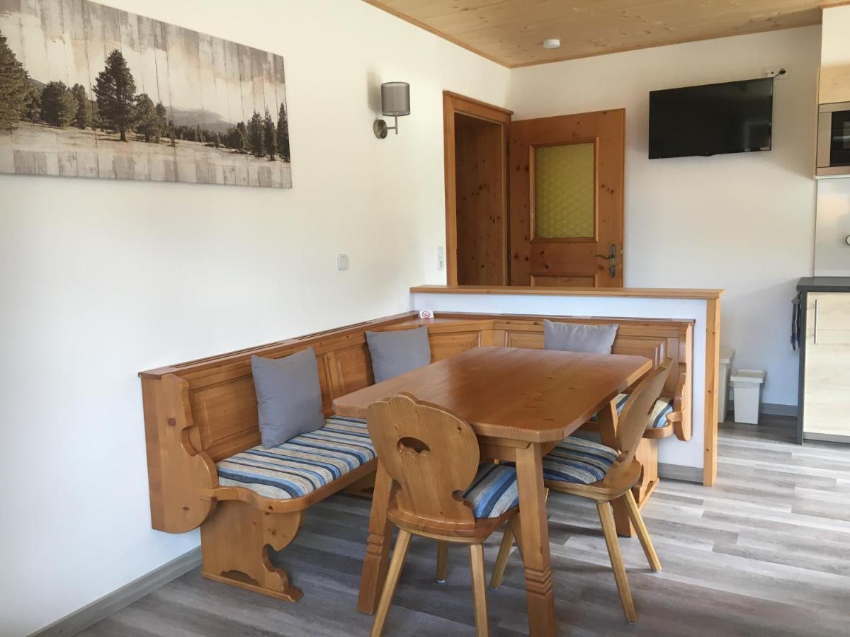 Landhaus Holzereck Ehrwald Bagian luar foto