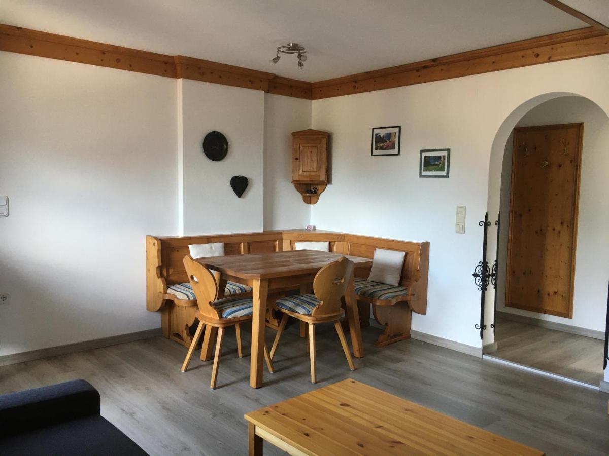 Landhaus Holzereck Ehrwald Bagian luar foto