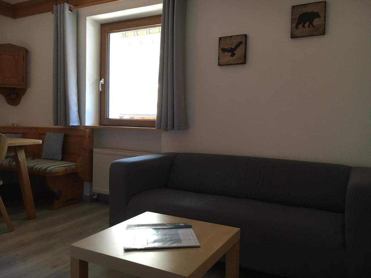 Landhaus Holzereck Ehrwald Bagian luar foto