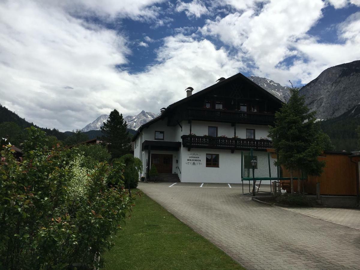 Landhaus Holzereck Ehrwald Bagian luar foto