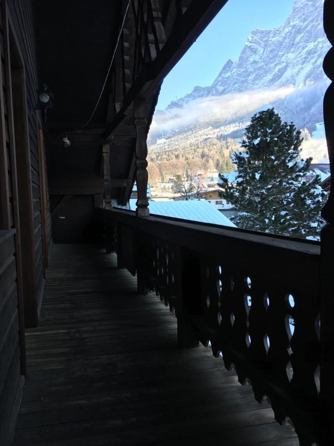 Landhaus Holzereck Ehrwald Bagian luar foto