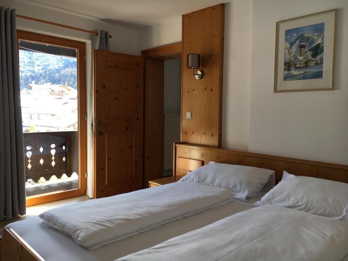 Landhaus Holzereck Ehrwald Bagian luar foto
